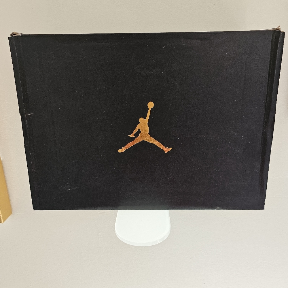 Jordan 1 Retro Mid - Picture 3 of 3